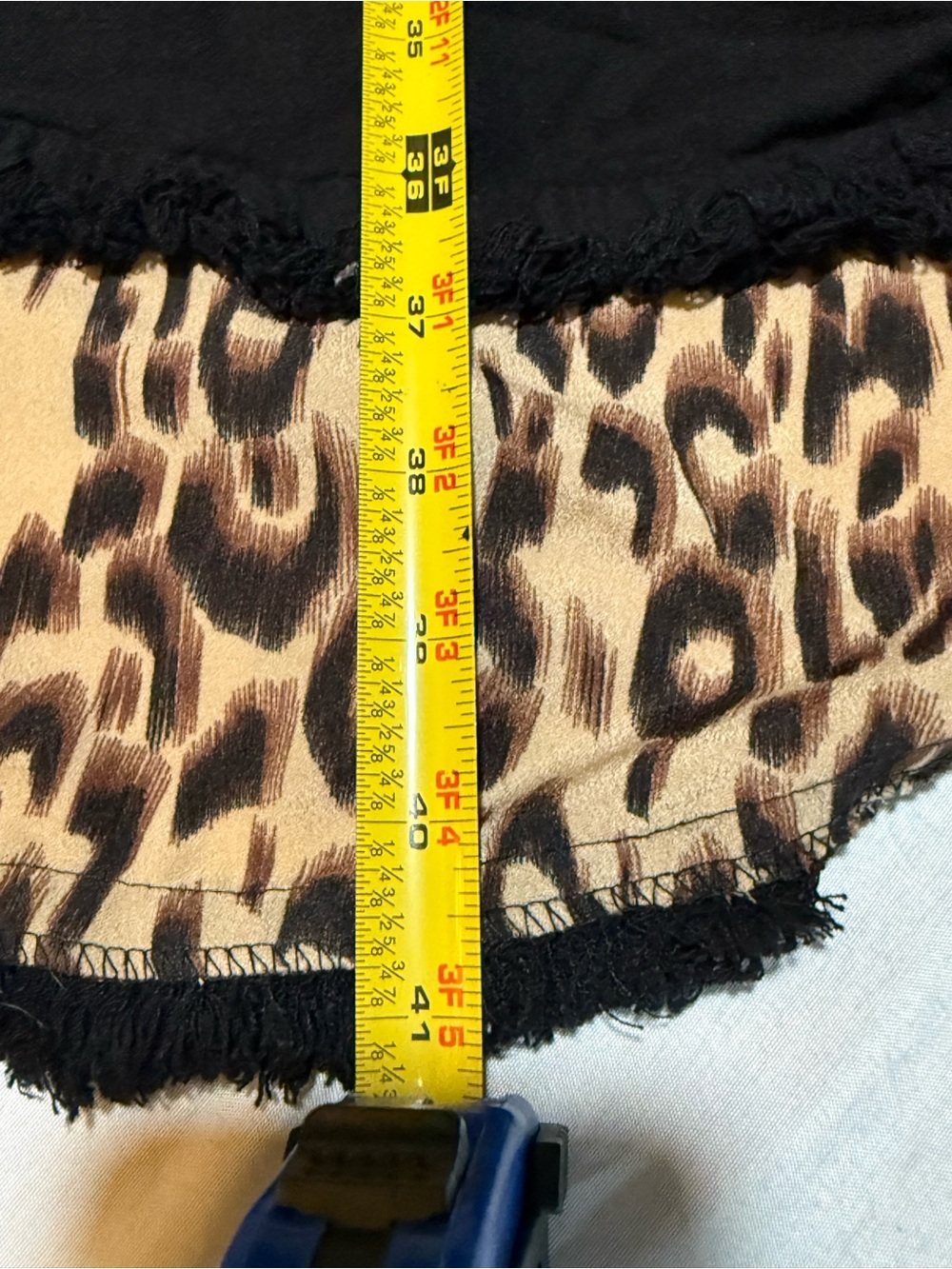 Umgee Black Short Sleeve Tunic with Leopard Trim - Picture 4 of 8